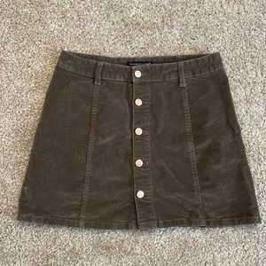 Corduroy skirt - green - perfect for fall/winter